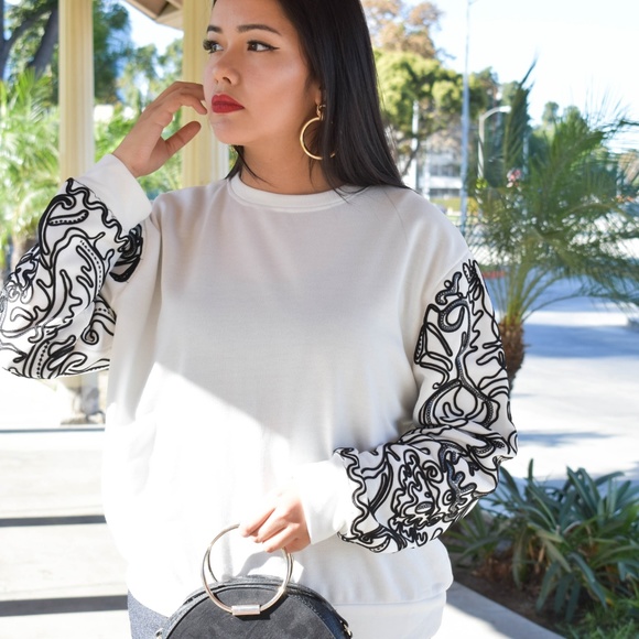 Citali Sweatshirt - Picture 6 of 6